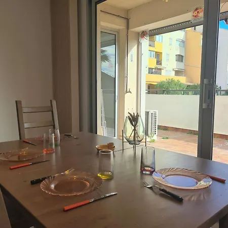 Bel Climatise Avec Terrasse, Piscine Et Garage A 300m De La Plage Du Mole. - Fr-1-249-400 Agde