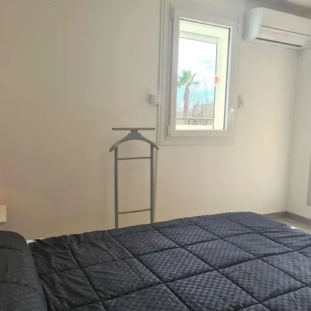 Bel Climatise Avec Terrasse, Piscine Et Garage A 300m De La Plage Du Mole. - Fr-1-249-400 * Agde